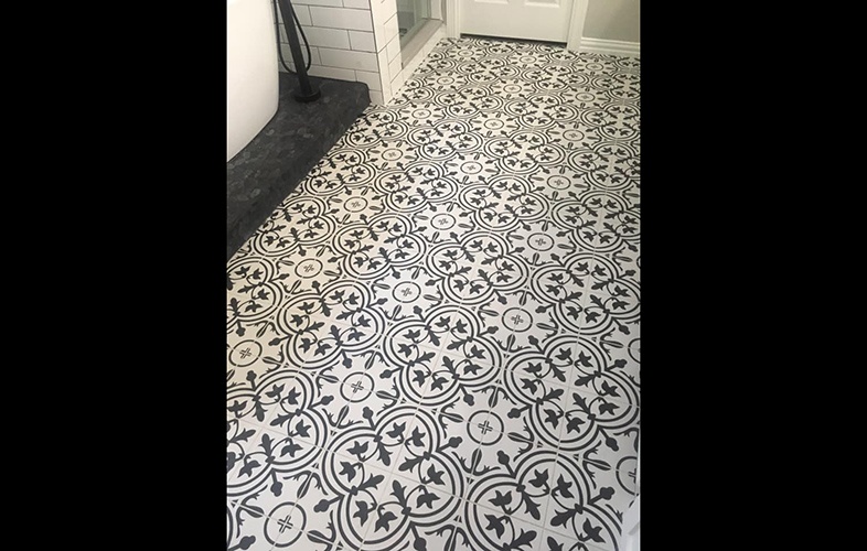 Unique tile flooring design in bathroom