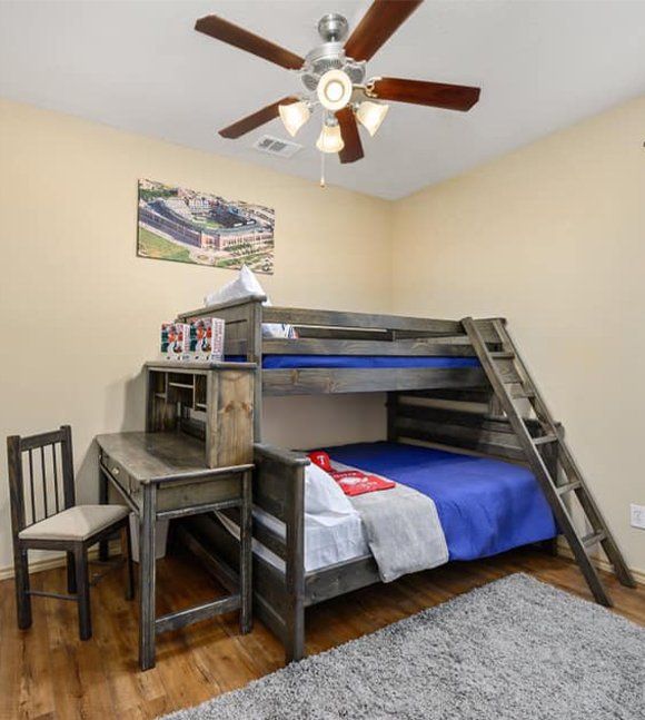 Laminate flooring in child's room